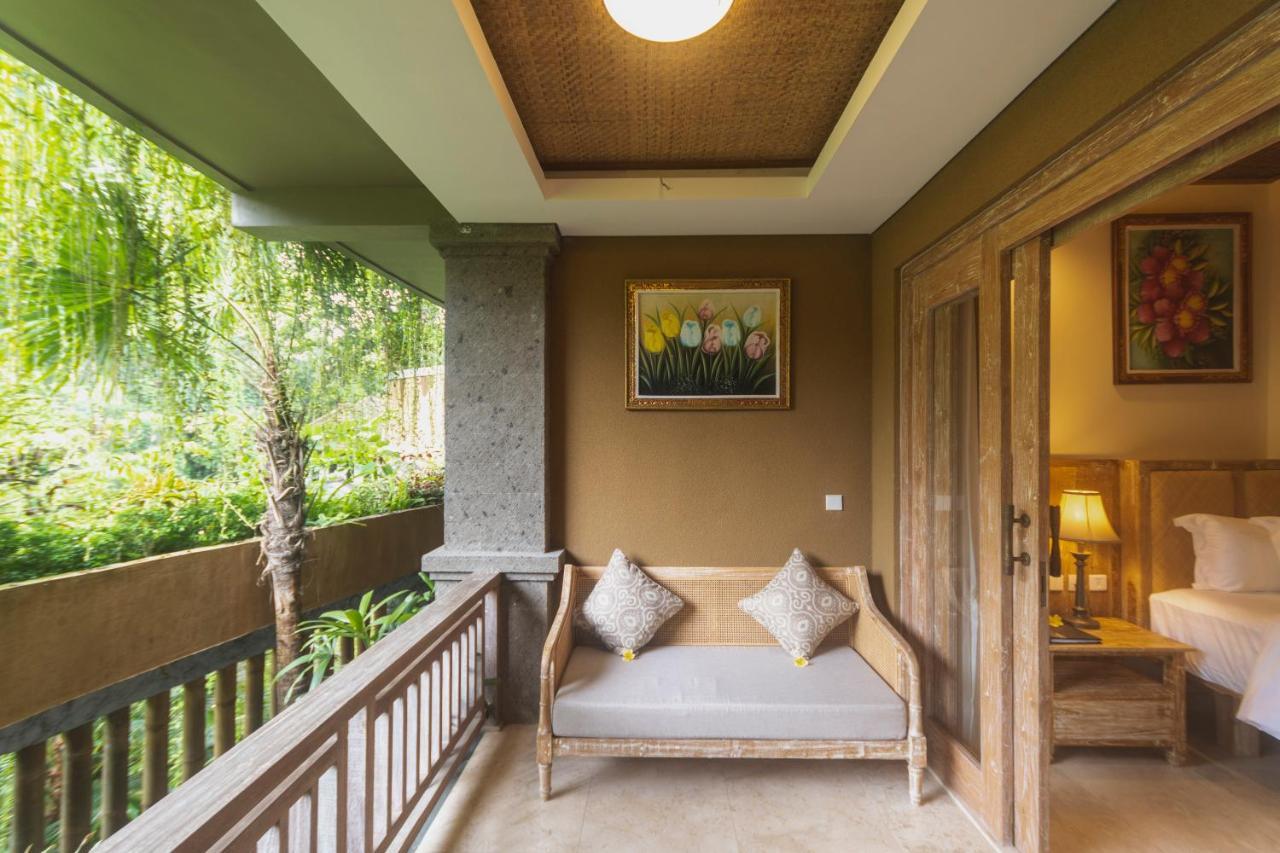 Weda Cita Resort And Spa By Mahaputra Ουμπούντ Εξωτερικό φωτογραφία A balcony at a hotel